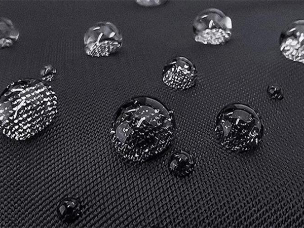 Feidhmeanna Agus Cineálacha Coiteann na Membrane Breathable